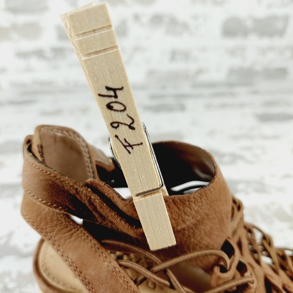 Vince Camuto Evel Brown Leather Ankle Strap Buckle Caged Heeled Sandals F204 - Picture 7 of 8